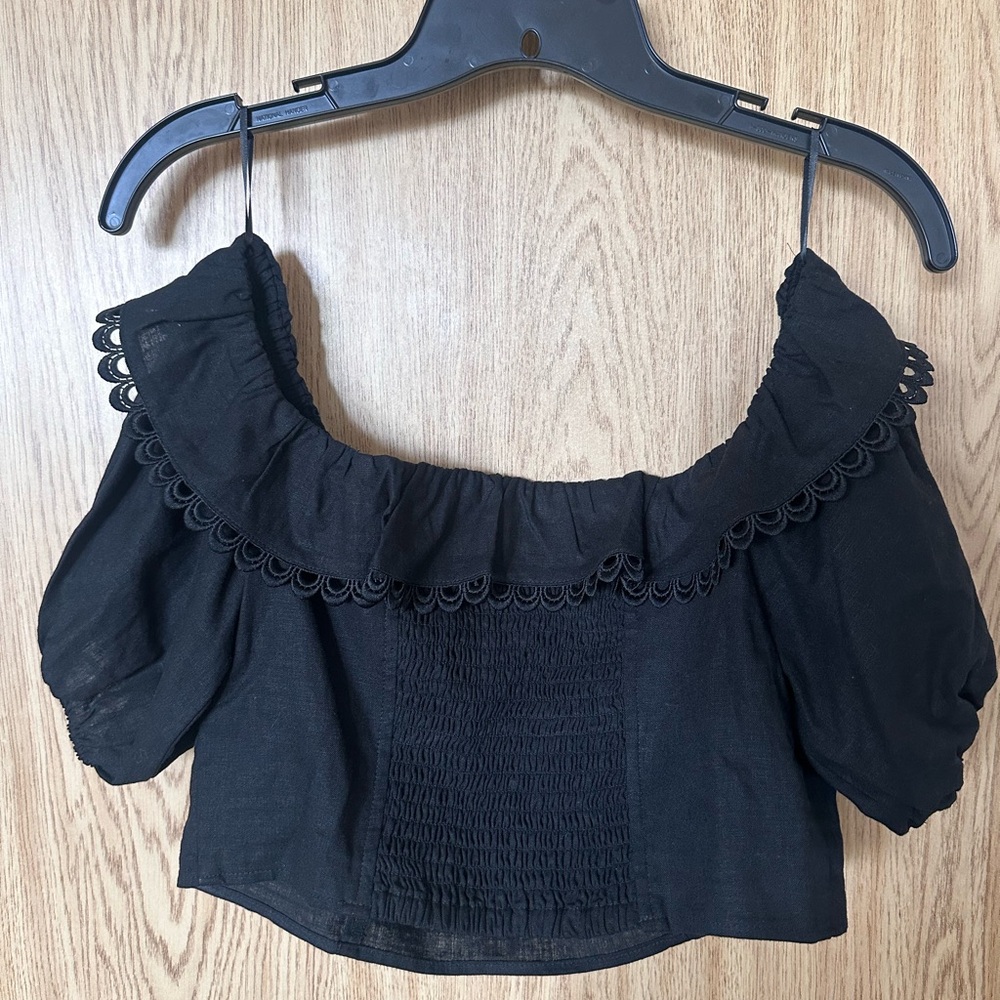 Express Black Off Shoilder Ruffle Puff Sleeve Crop Top